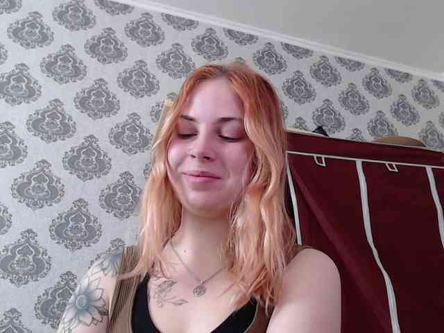 LisaloveX webcam