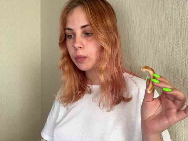 LisaloveX webcam