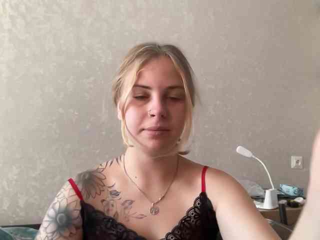 LisaloveX webcam
