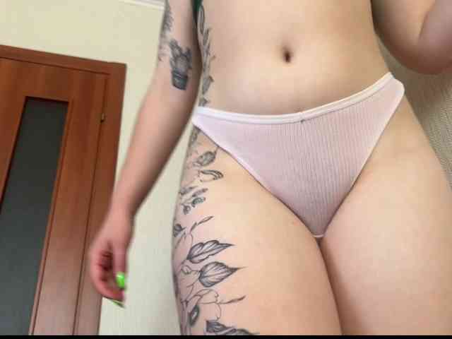LisaloveX webcam