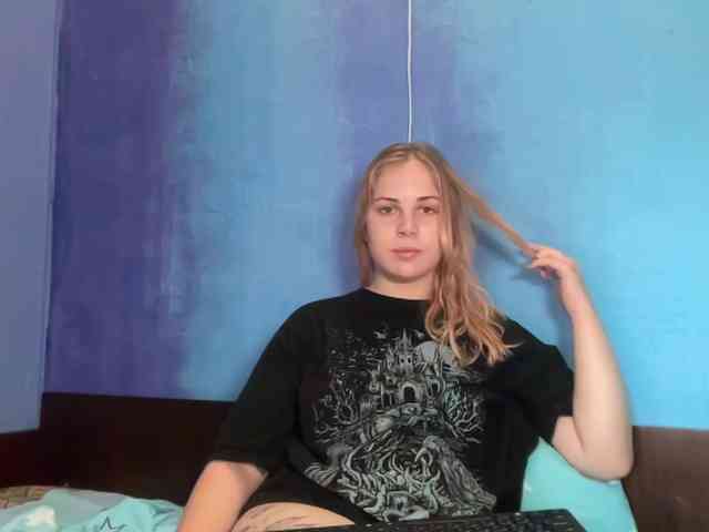 LisaloveX webcam
