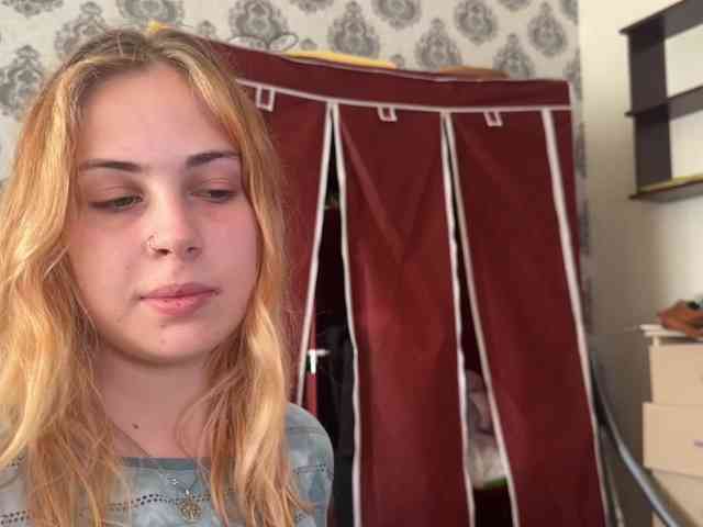 LisaloveX webcam