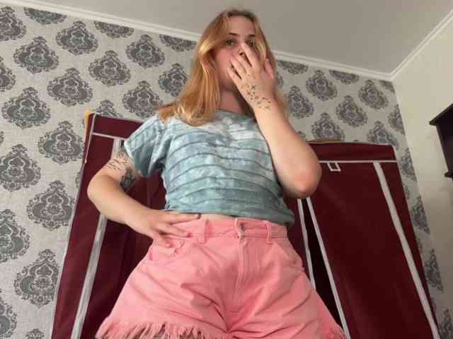LisaloveX webcam
