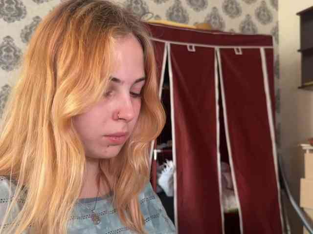 LisaloveX webcam