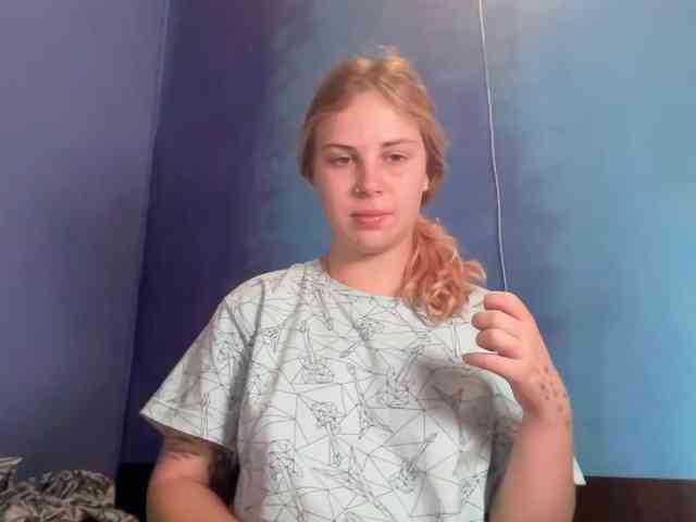 LisaloveX webcam