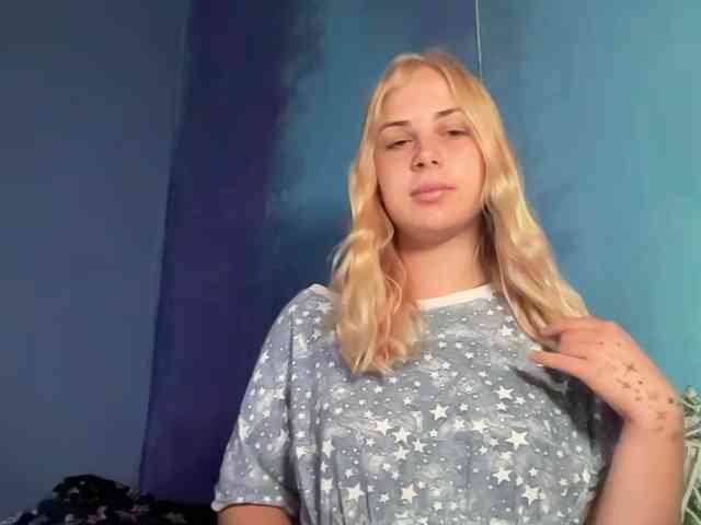 LisaloveX webcam