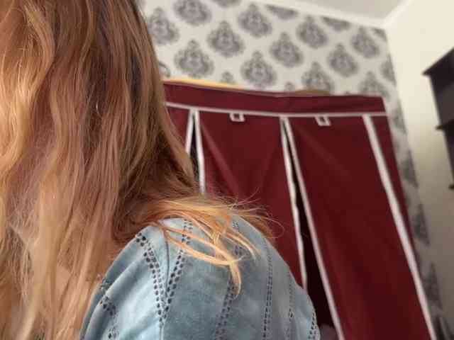 LisaloveX webcam