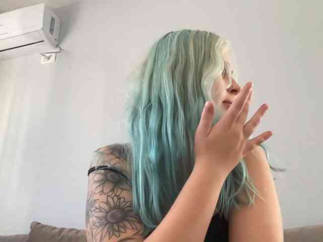 LisaloveX webcam
