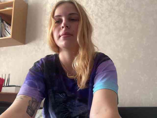 LisaloveX webcam
