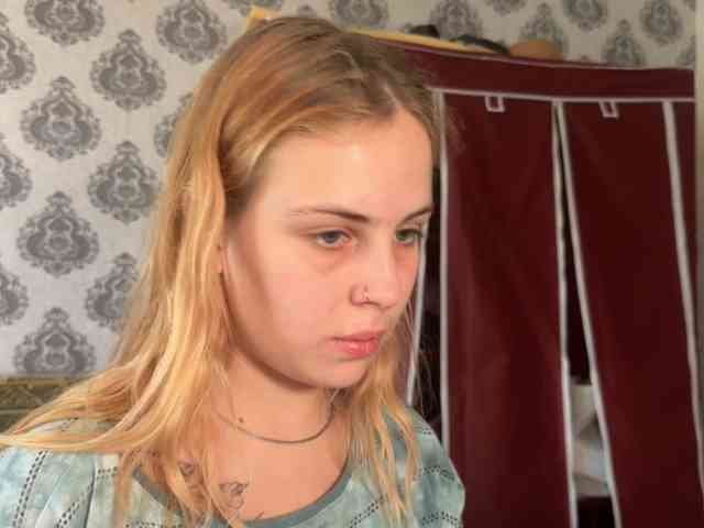 LisaloveX webcam