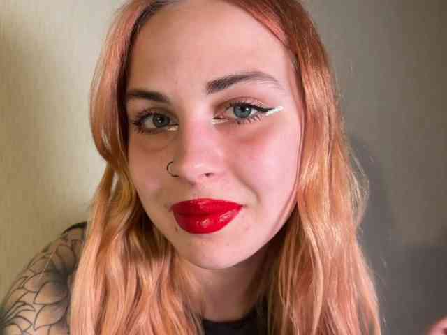 LisaloveX webcam