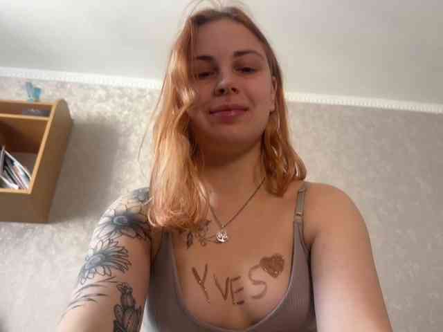 LisaloveX webcam