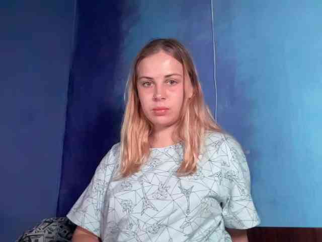 LisaloveX webcam