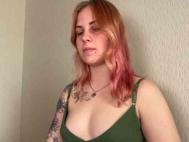 LisaloveX webcam