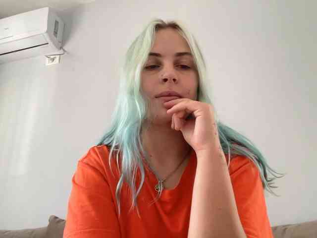 LisaloveX webcam