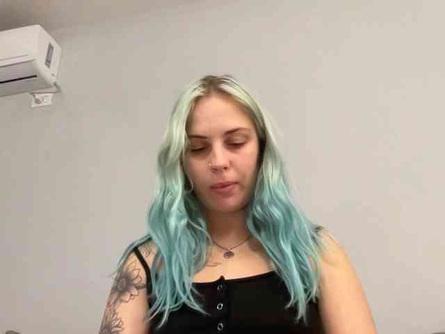 LisaloveX webcam
