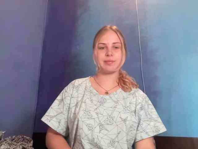 LisaloveX webcam