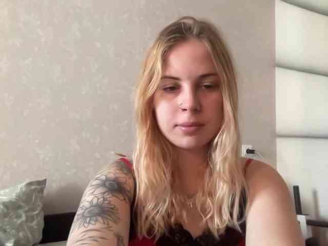 LisaloveX webcam