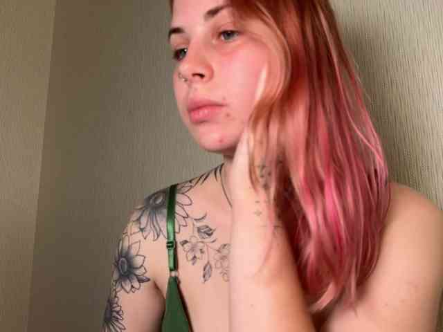 LisaloveX webcam