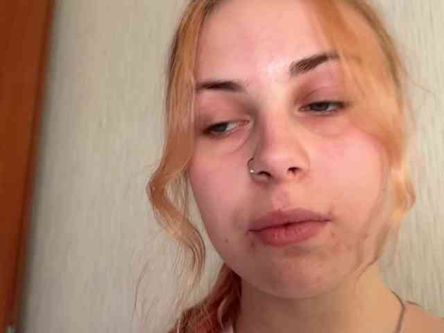 LisaloveX webcam