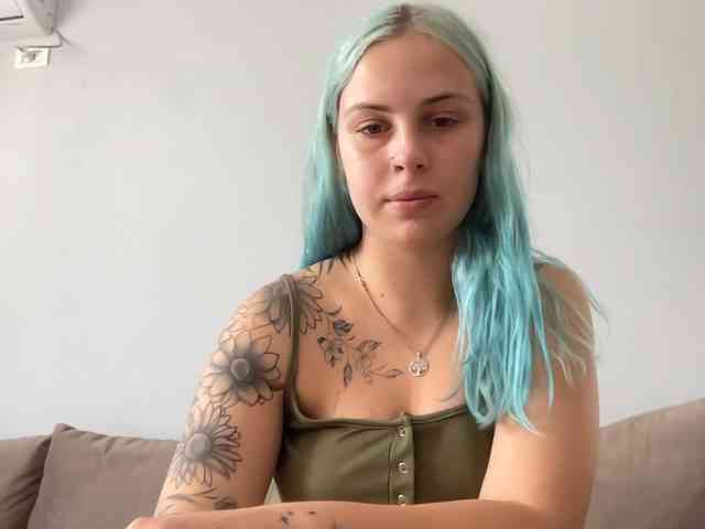 LisaloveX webcam