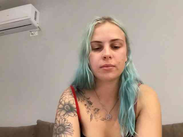 LisaloveX webcam
