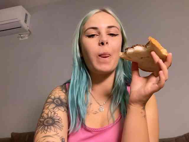 LisaloveX Live Webcam on BongaCams