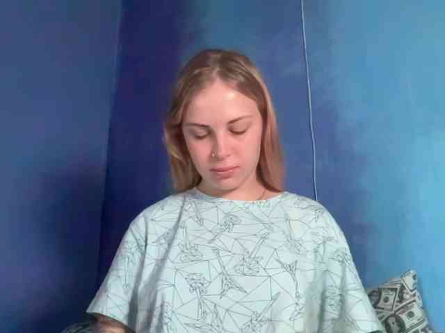LisaloveX webcam
