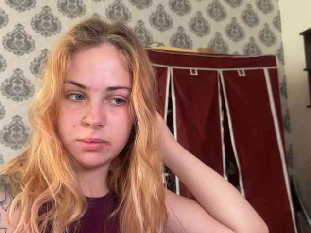 LisaloveX webcam