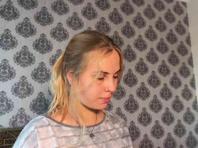 LisaloveX webcam
