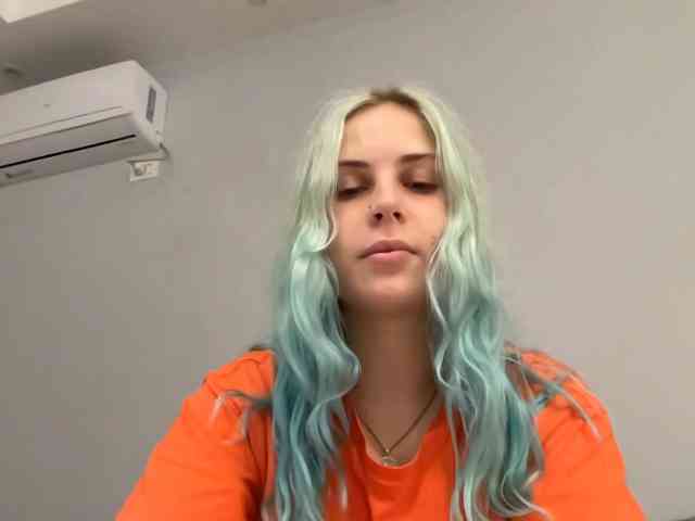 LisaloveX webcam