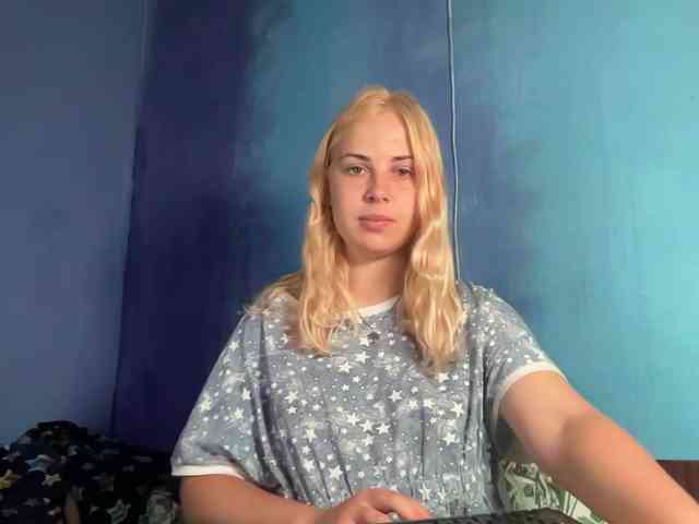 LisaloveX webcam