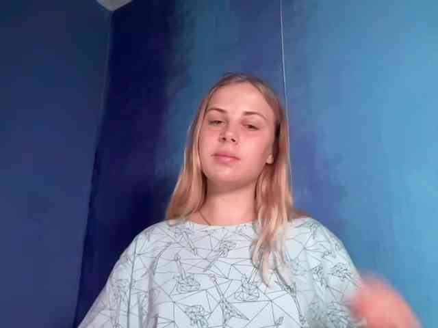 LisaloveX webcam
