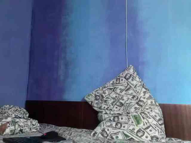 LisaloveX webcam