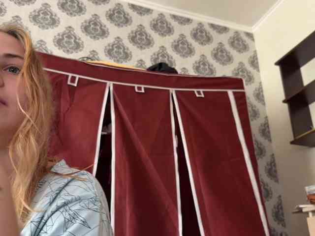 LisaloveX webcam