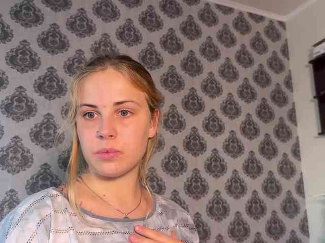 LisaloveX webcam