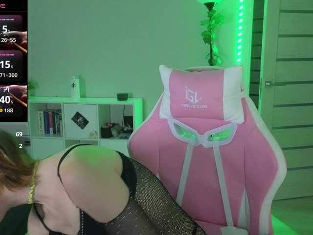 GingerSnapDoll live cam on BongaCams