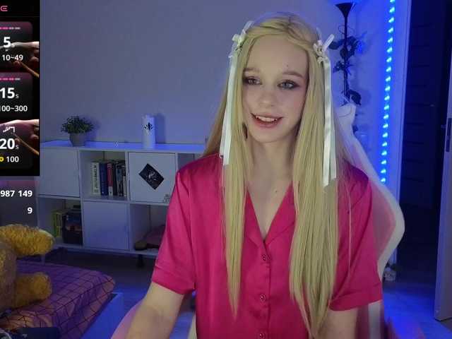 GingerSnapDoll live cam on BongaCams