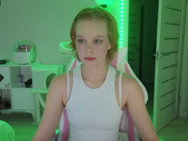 GingerSnapDoll live cam on BongaCams