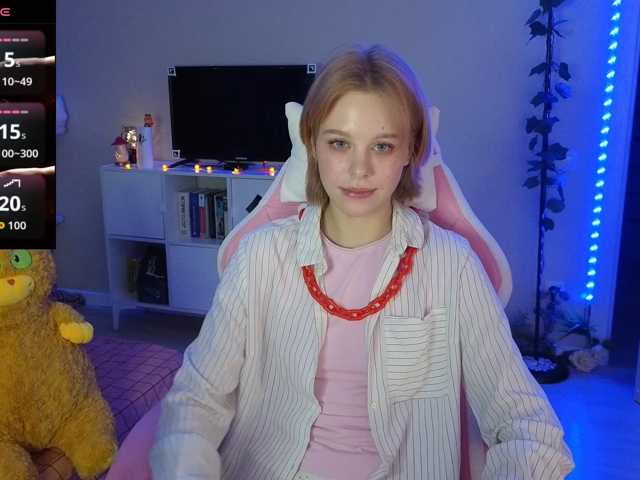 GingerSnapDoll live cam on BongaCams
