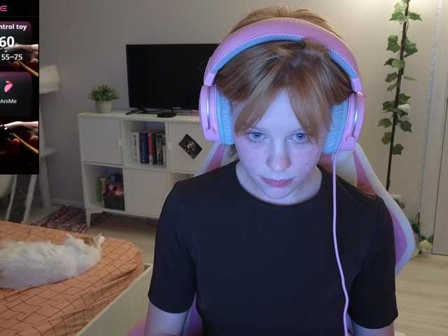 GingerSnapDoll live cam on BongaCams