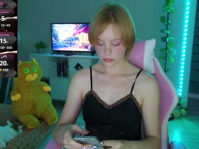 GingerSnapDoll live cam on BongaCams