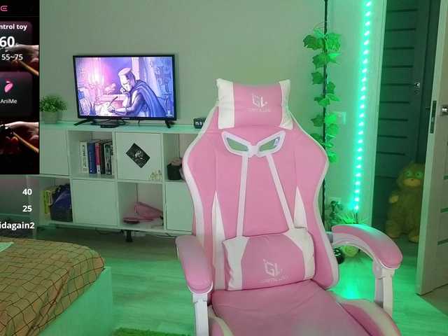 GingerSnapDoll live cam on BongaCams