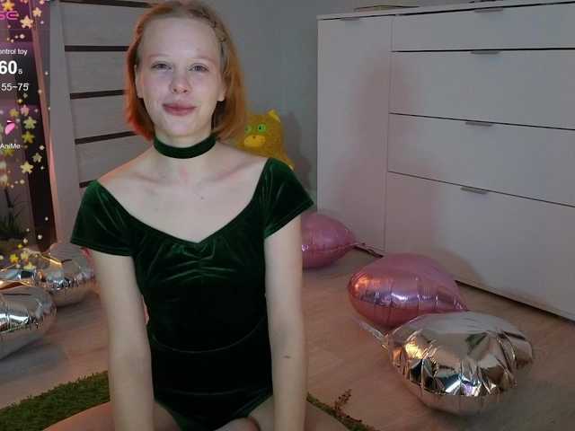 GingerSnapDoll live cam