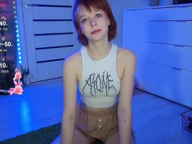 GingerSnapDoll live cam