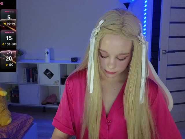 GingerSnapDoll live cam on BongaCams
