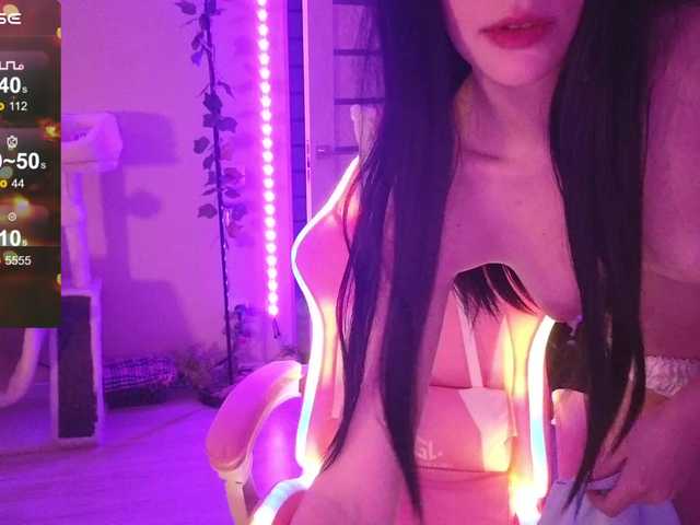 GingerSnapDoll live cam on BongaCams