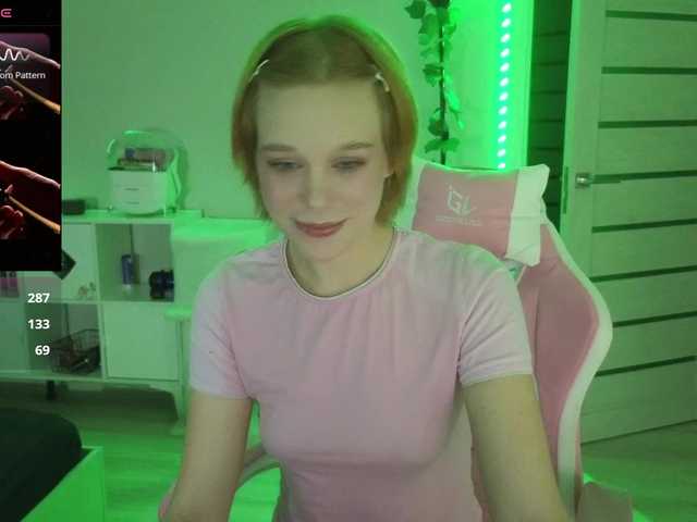 GingerSnapDoll live cam on BongaCams