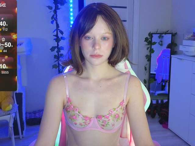 GingerSnapDoll live cam on BongaCams