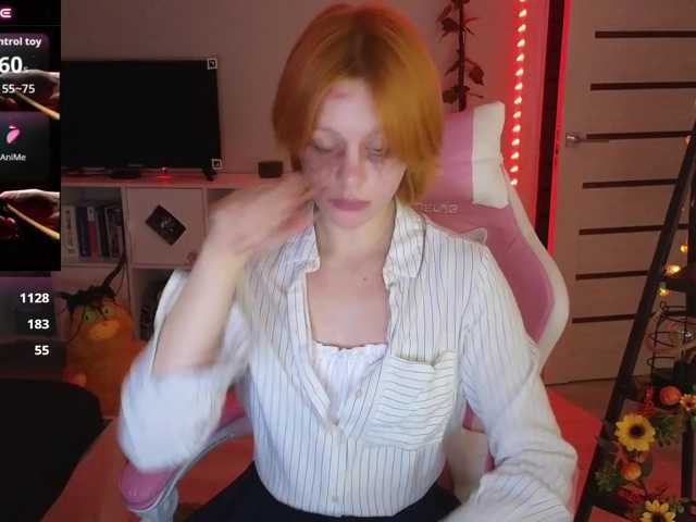 le modèle GingerSnapDoll est en webcam porno dans un show sur le site bongacams, il possède les tags suivants: White/Caucasian,Blonde,Hairy